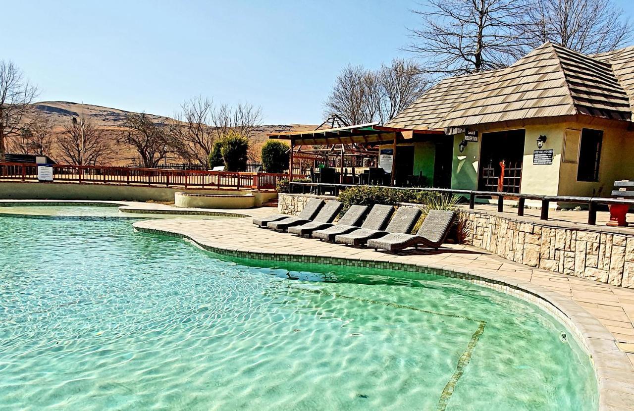 Вілла 124 Fairways Drakensberg Gardens Андерберґ Екстер'єр фото