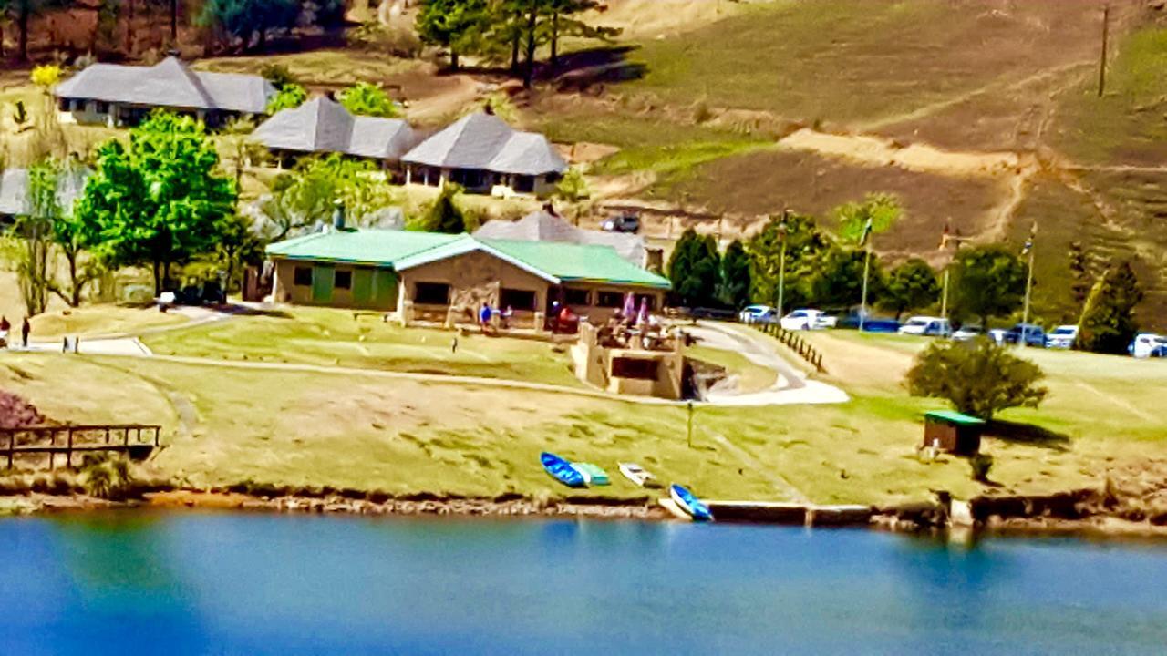 Вілла 124 Fairways Drakensberg Gardens Андерберґ Екстер'єр фото