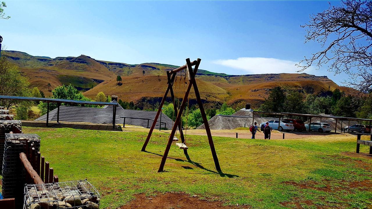 Вілла 124 Fairways Drakensberg Gardens Андерберґ Екстер'єр фото