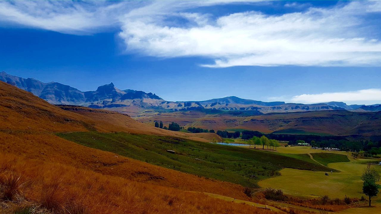 Вілла 124 Fairways Drakensberg Gardens Андерберґ Екстер'єр фото