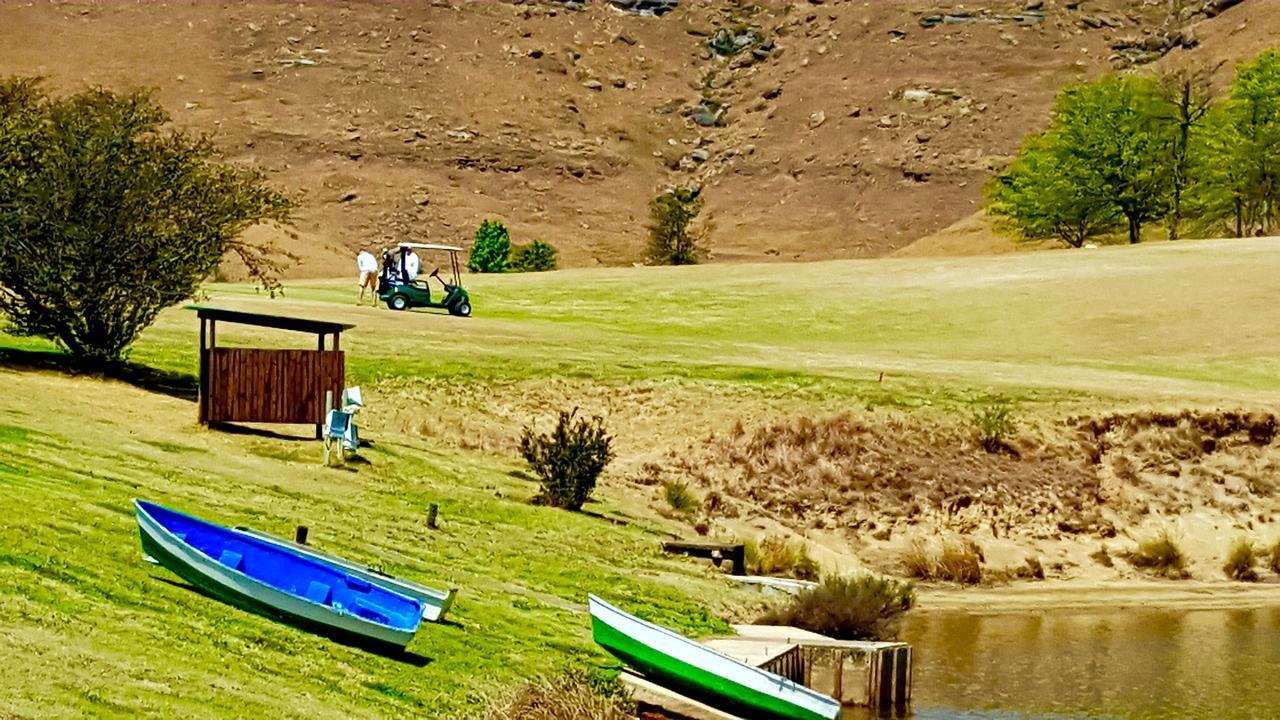 Вілла 124 Fairways Drakensberg Gardens Андерберґ Екстер'єр фото