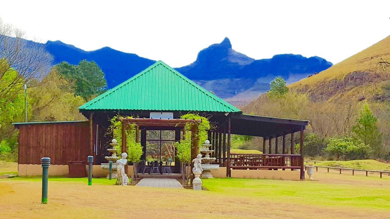 Вілла 124 Fairways Drakensberg Gardens Андерберґ Екстер'єр фото