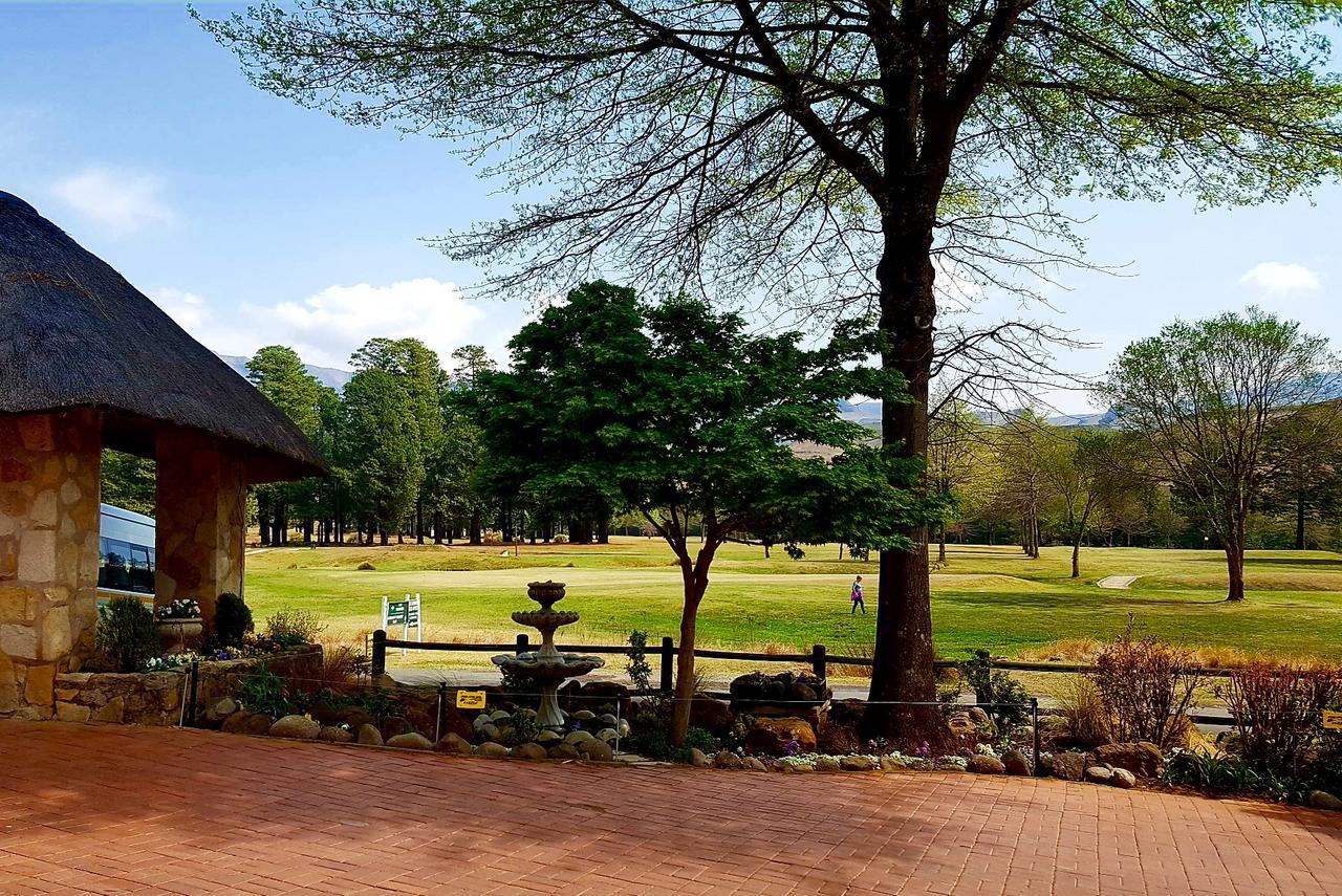Вілла 124 Fairways Drakensberg Gardens Андерберґ Екстер'єр фото